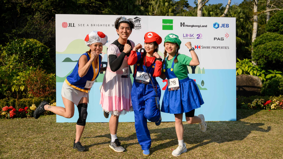 JEB running team at JLL urban relay 2026 at the peak